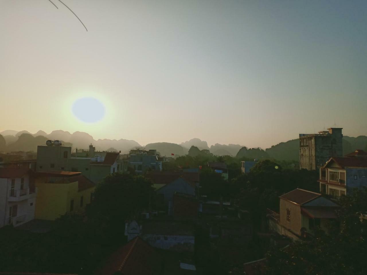 Tam Coc La Siesta Homestay Ss นิญบิ่ญ ภายนอก รูปภาพ